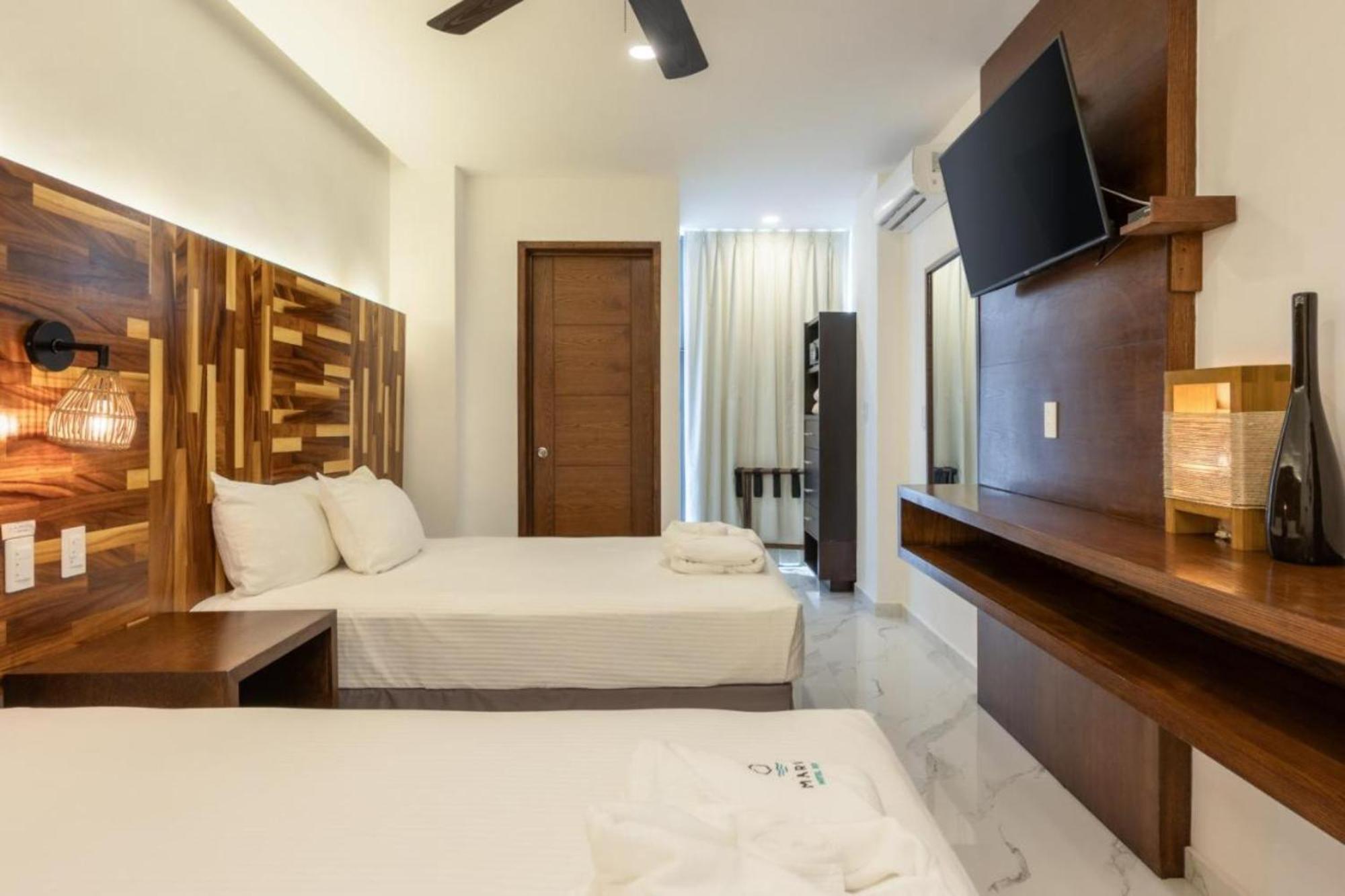 Collection O Hotel Marvic Playa del Carmen Ngoại thất bức ảnh
