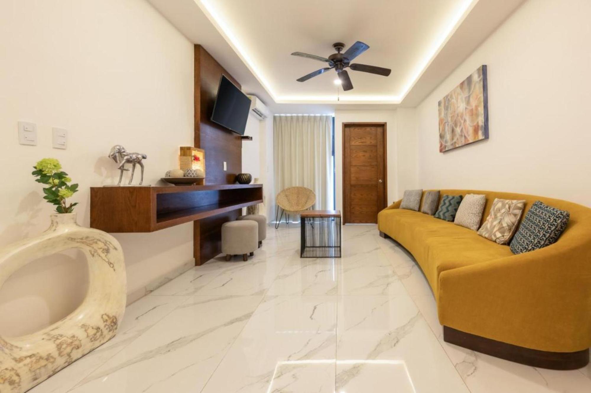 Collection O Hotel Marvic Playa del Carmen Ngoại thất bức ảnh