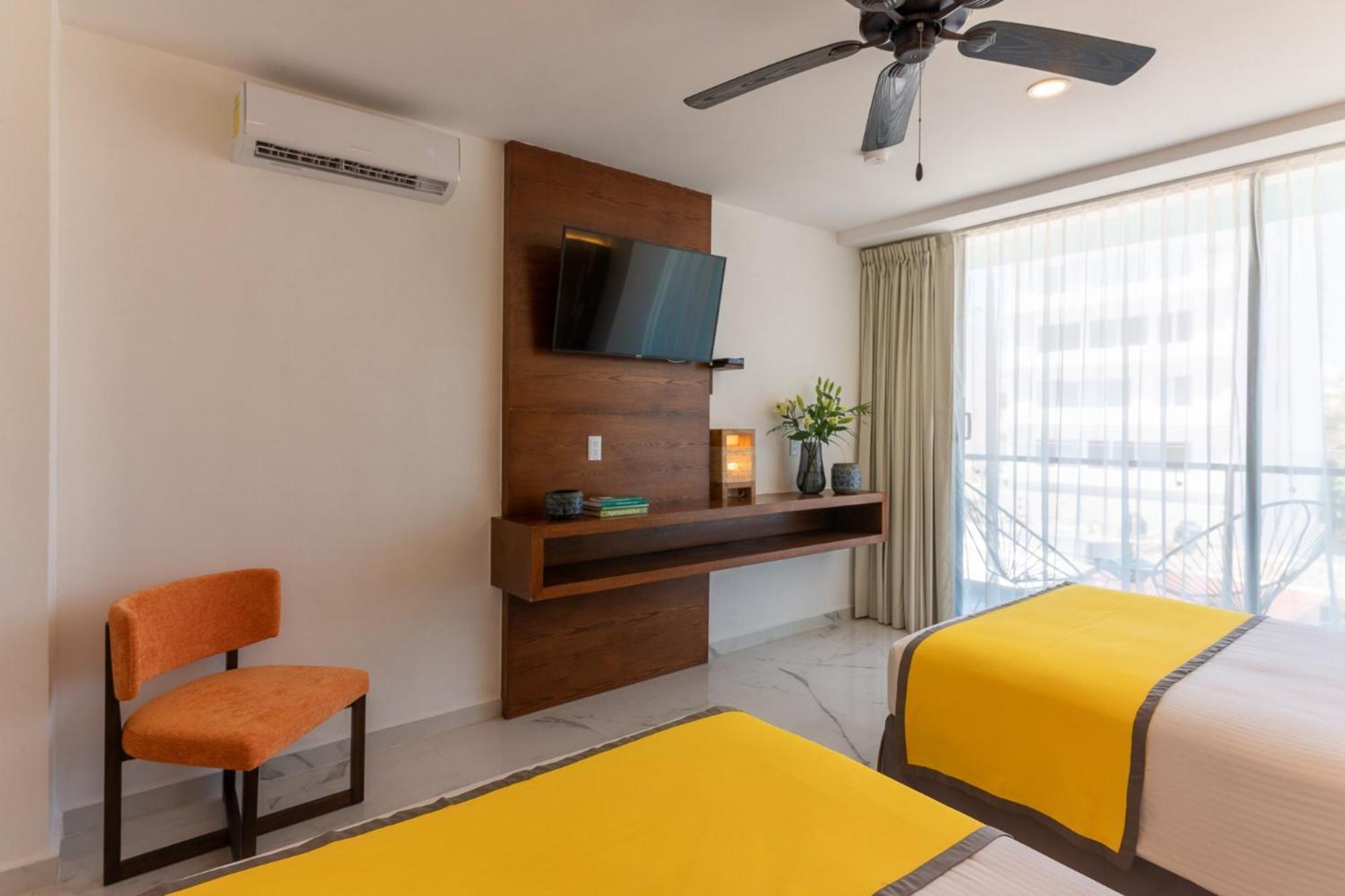 Collection O Hotel Marvic Playa del Carmen Ngoại thất bức ảnh